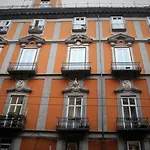 Guest house Maison Des Fleurs 4*