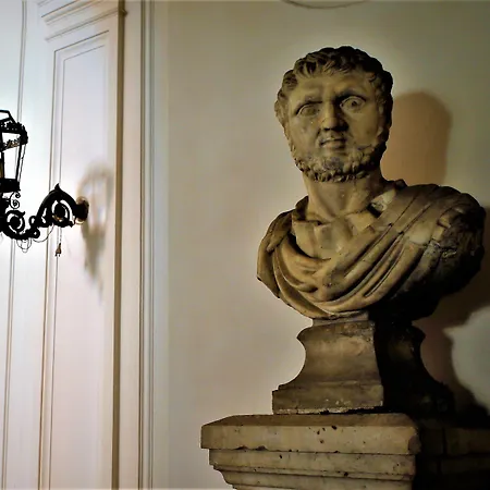 Maison Des Fleurs