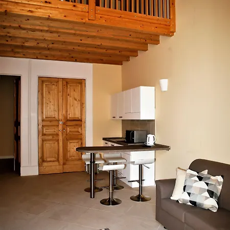 Maison Des Fleurs 4* Неаполь