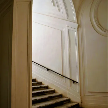 Maison Des Fleurs Неаполь