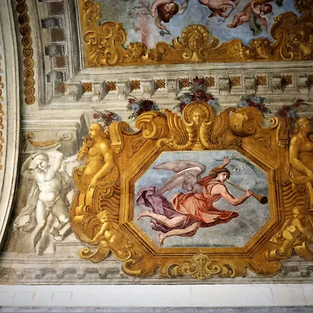 Maison Des Fleurs 4*