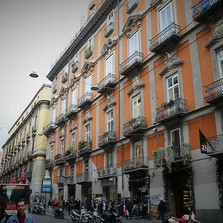 Pensionat Maison Des Fleurs 3*