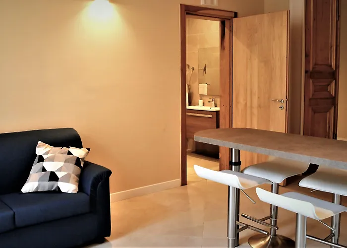 Maison Des Fleurs بيت ضيافة