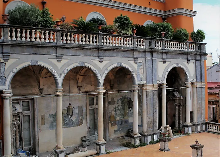 Maison Des Fleurs 게스트하우스 4*