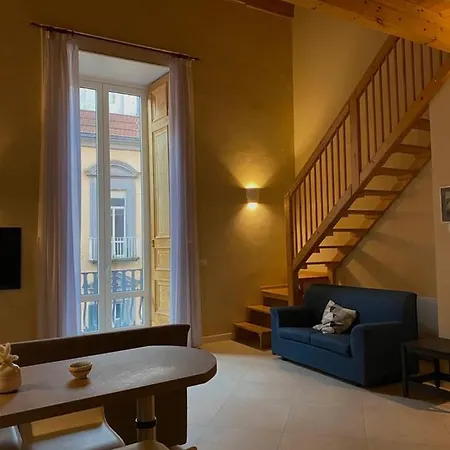 Maison Des Fleurs 4*