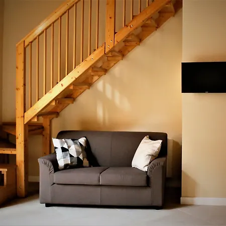 Maison Des Fleurs 4*