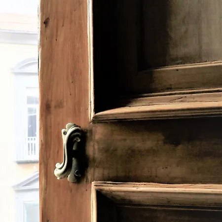 Maison Des Fleurs Napoli